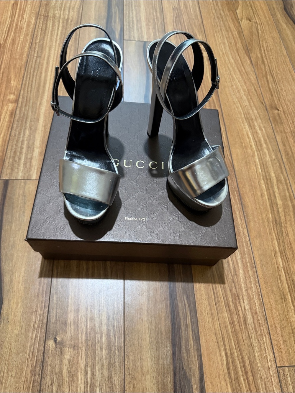 Authentic Gucci Silver Metallic High-Heel Platform Sandals